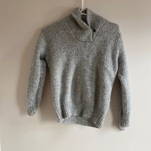 L.L bean ladies sweater size L $26